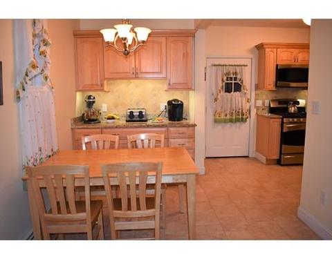 39 Alfred St, Everett, MA 02149 photo 2