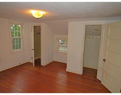 31 Maple St, Easthampton, MA 01027 photo 11