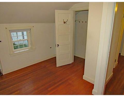 31 Maple St, Easthampton, MA 01027 photo 12