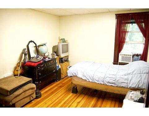 77 Myrtle Ave, Webster, MA 01570 photo 13