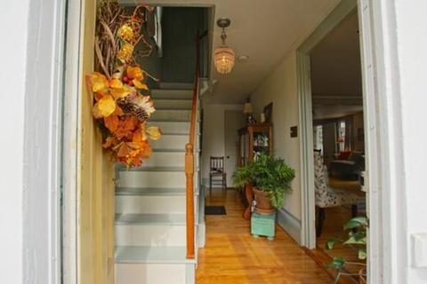 60 E Main St, Georgetown, MA 01833 photo 4