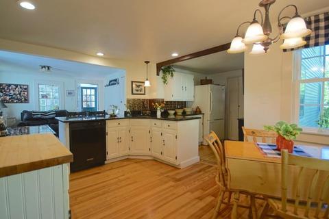60 E Main St, Georgetown, MA 01833 photo 11