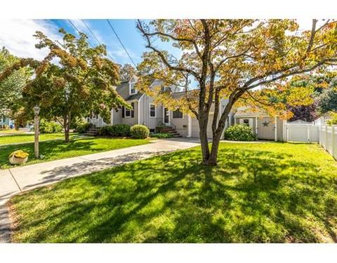 2 Avalon Rd, Stoneham, MA 02180 photo 3