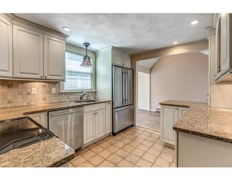 2 Avalon Rd, Stoneham, MA 02180 photo 10