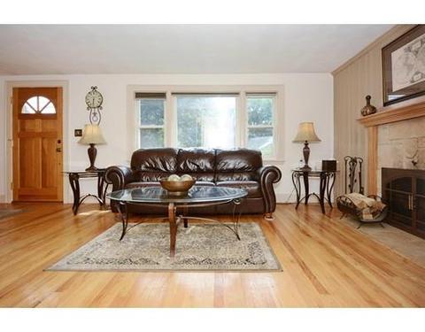 4 Bow St, Danvers, MA 01923 photo 4