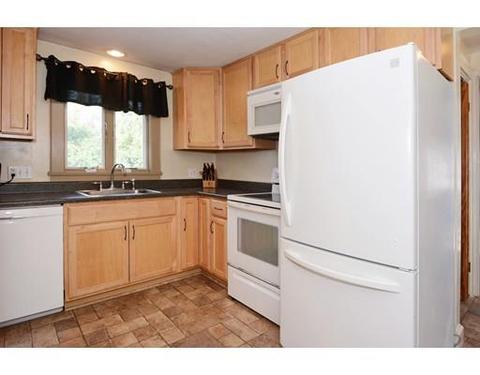 4 Bow St, Danvers, MA 01923 photo 8