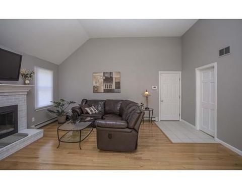 40 Suzanne Dr, Raynham, MA 02767 photo 11