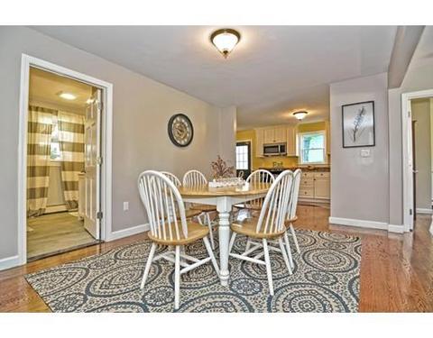 21 Bugbee St, Plainville, MA 02762 photo 4