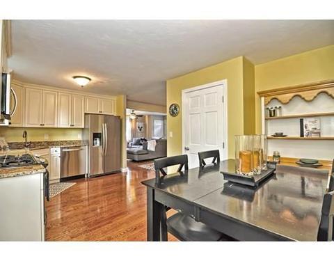21 Bugbee St, Plainville, MA 02762 photo 17