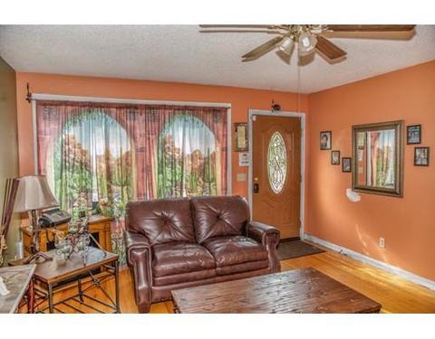 137 Avery St, Springfield, MA 01119 photo 8
