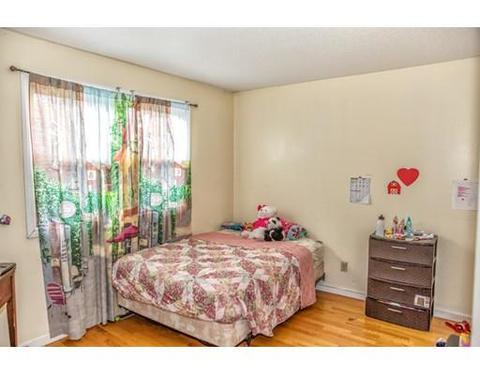 137 Avery St, Springfield, MA 01119 photo 12