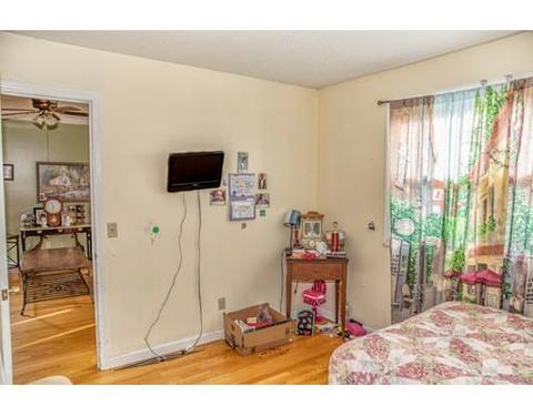 137 Avery St, Springfield, MA 01119 photo 13