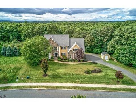 5 Dutchess Rd, Franklin, MA 02038 photo 1
