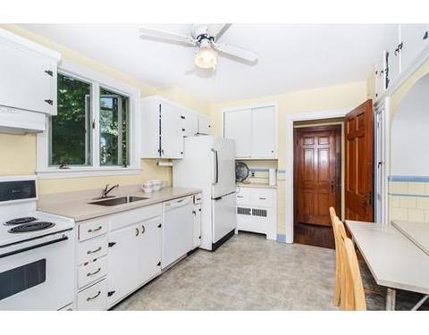 1182 Brook Rd, Milton, MA 02186 photo 6