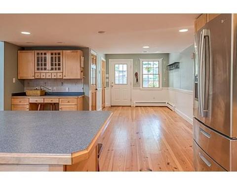 43 Elm St, Georgetown, MA 01833 photo 5