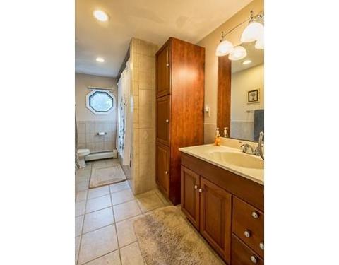 4 Peter Rd, Salem, MA 01970 photo 18