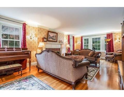 293 Longhill St, Springfield, MA 01108 photo 7