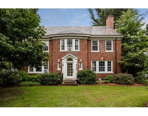 293 Longhill St, Springfield, MA 01108 photo 1