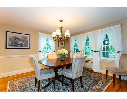 6 Oakhurst Cir, Needham, MA 02492 photo 3