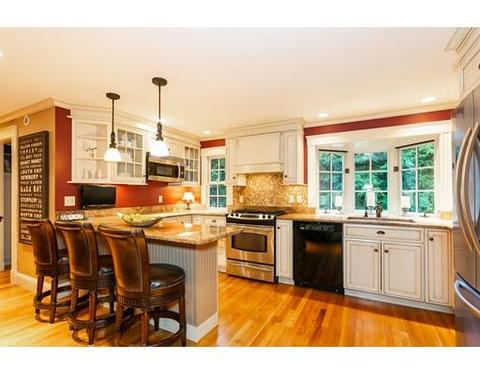 6 Oakhurst Cir, Needham, MA 02492 photo 4