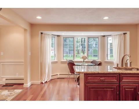 100 Red Gate Ln, Reading, MA 01867 photo 6