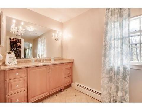 100 Red Gate Ln, Reading, MA 01867 photo 18