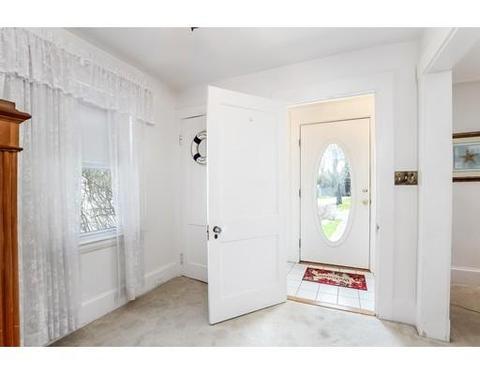 64 Maple Ave, Barnstable, MA 02601 photo 3
