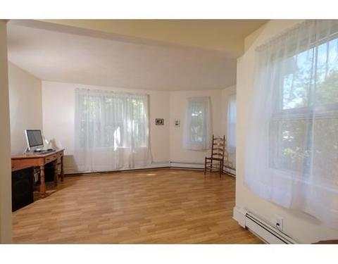 8 Veranda Rd, Braintree, MA 02184 photo 4