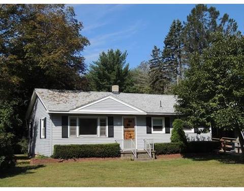 112 North St, Palmer, MA 01080 photo 1