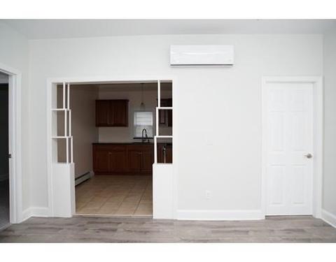 70 Tecumseh St, Fall River, MA 02721 photo 5