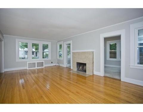74 Eleanor Rd, Springfield, MA 01108 photo 4