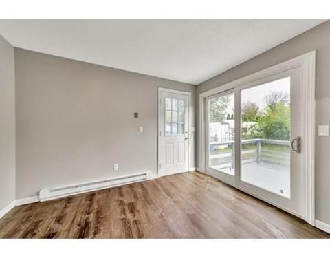 11 Lockwood Ave, Springfield, MA 01151 photo 3