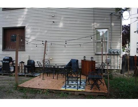 10 Vale St, Worcester, MA 01604 photo 3