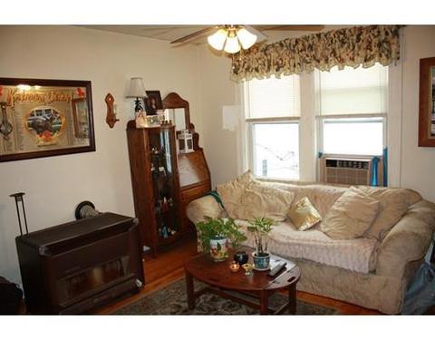 10 Vale St, Worcester, MA 01604 photo 13