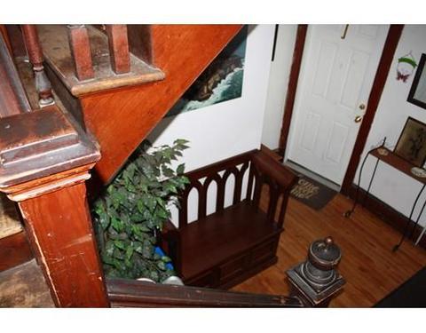 10 Vale St, Worcester, MA 01604 photo 4