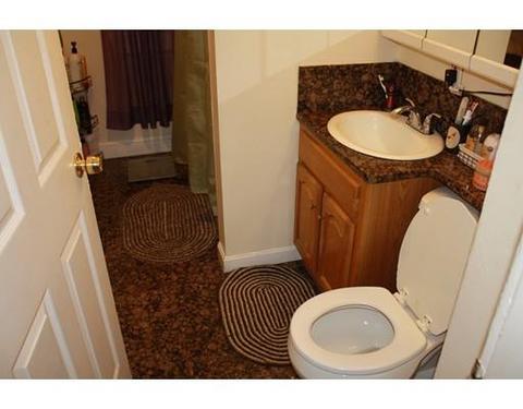 10 Vale St, Worcester, MA 01604 photo 11