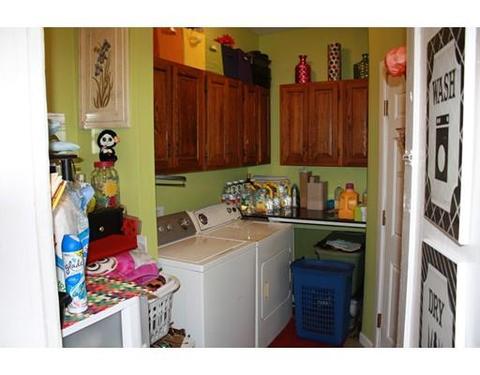 10 Vale St, Worcester, MA 01604 photo 12