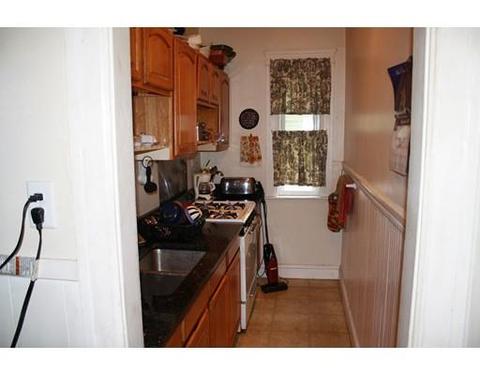 10 Vale St, Worcester, MA 01604 photo 17
