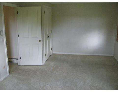 153 E Allen Ridge Rd, Springfield, MA 01118 photo 12