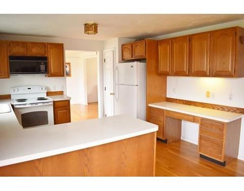 46 Maple St, Sterling, MA 01564 photo 3