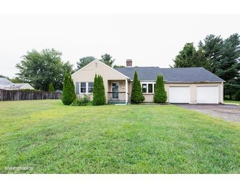4 Opal St, Wilbraham, MA 01095 photo 1