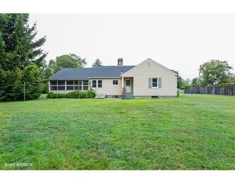 4 Opal St, Wilbraham, MA 01095 photo 3