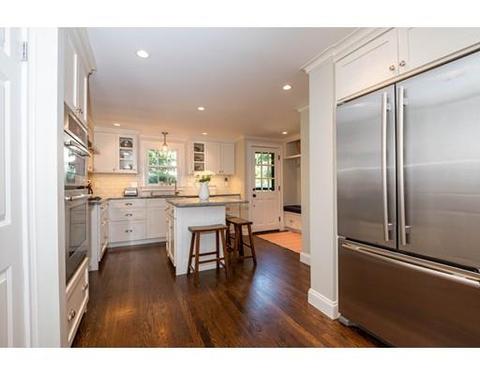 17 Mohawk Rd, Marblehead, MA 01945 photo 8