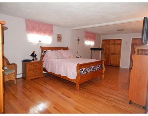 82 Forest St, Saugus, MA 01906 photo 10