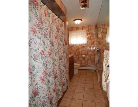 82 Forest St, Saugus, MA 01906 photo 13