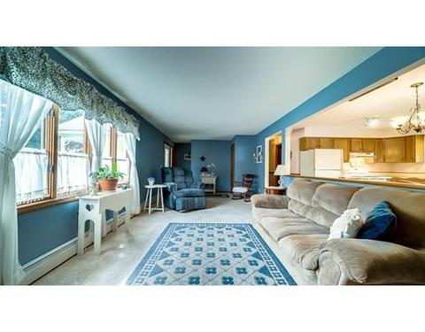 6 Apple Tree Ln, Easthampton, MA 01027 photo 6