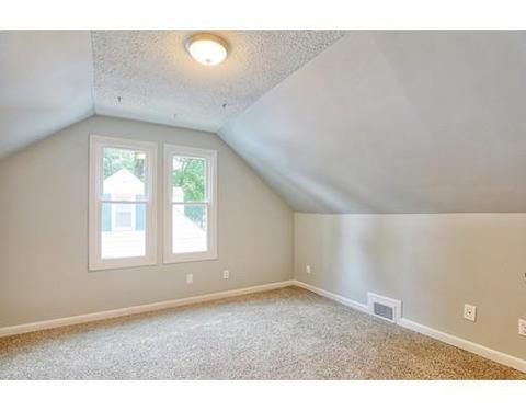 66 Curve St, Springfield, MA 01104 photo 15
