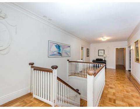150 Clark Rd #2, Brookline, MA 02445 photo 3