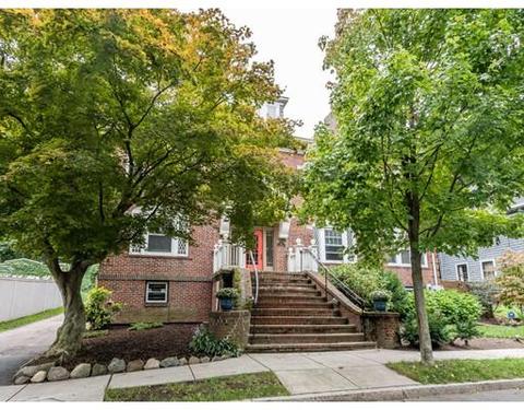 150 Clark Rd #2, Brookline, MA 02445 photo 2