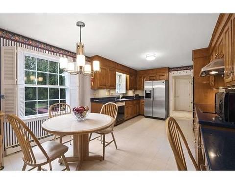 65 Indian Spring Rd, Milton, MA 02186 photo 10